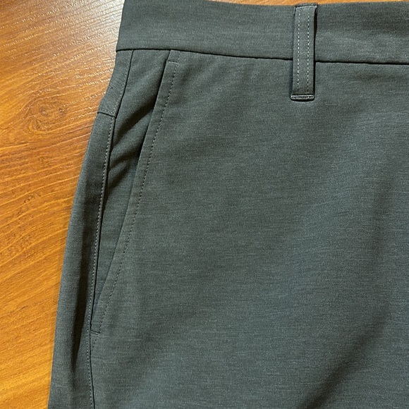 FootJoy Men‘s Golf Pants, Heather Charcoal W36/L30, Four-Way Stretch Flat Front - Picture 6 of 10